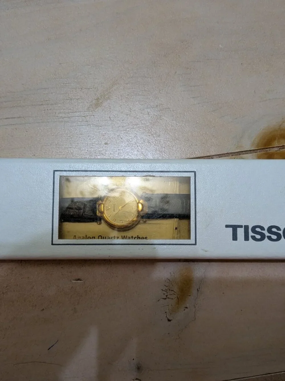 Tissot Ladies Swiss Quartz Gold Tone Dress Watch w/Original Box